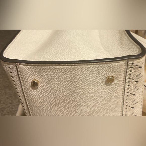 NWOT Kate Spade New York Hayes Perforated Leather Tote. with Bow & Tassel - Picture 5 of 12